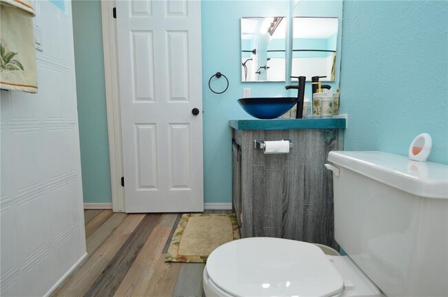 Building Photo - 1400 Gandy Blvd N