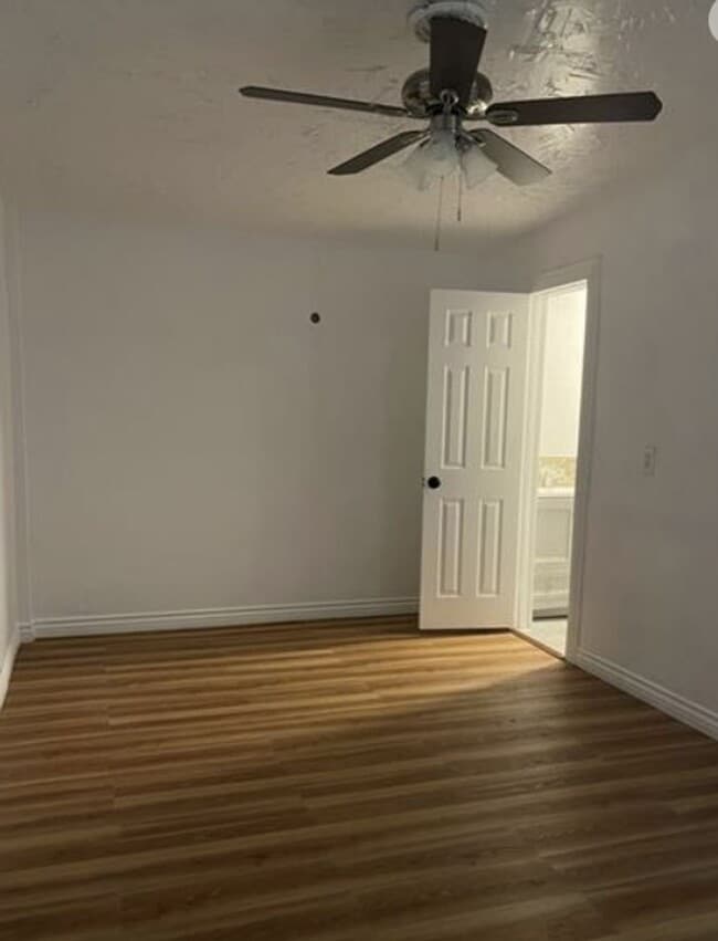 Building Photo - STUDIO NEAR AIRPORT, STRIP AND UNLV
