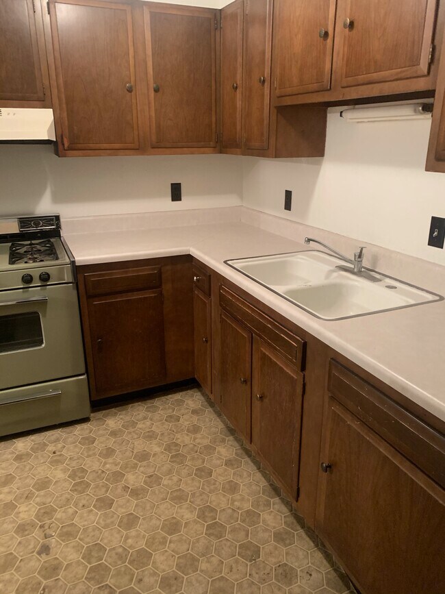 Blue Spruce Apartments 500 S 4th Ave Morton IL 61550 Apartment Finder