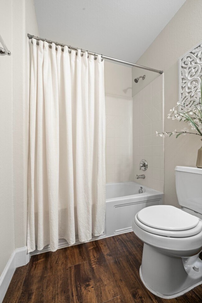 Building Photo - 25803 Orchard Knoll Ln