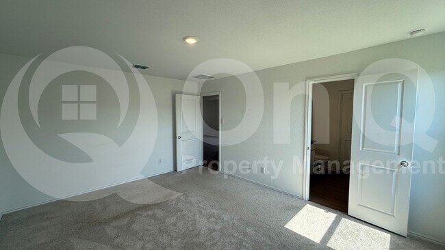 Building Photo - 1117 Desert Willow Dr