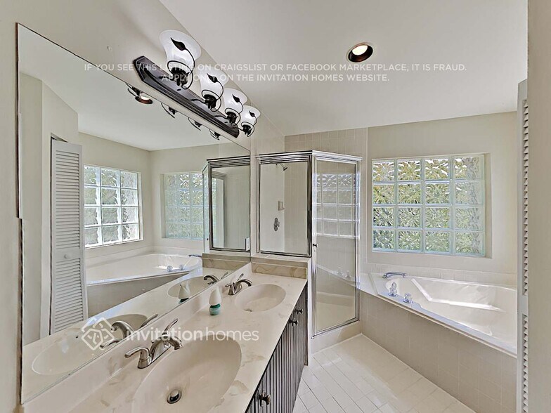 Building Photo - 5820 NW 60th St