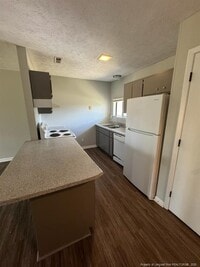 Building Photo - 7176 Fillyaw Rd