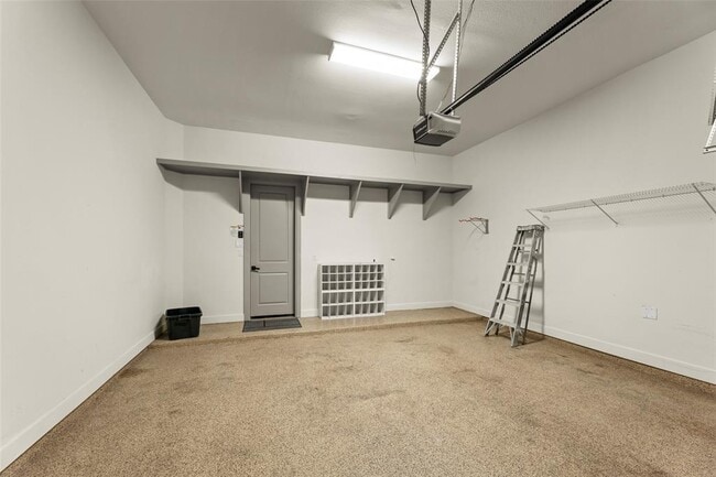 Building Photo - 6730 Highclere Manor Ln