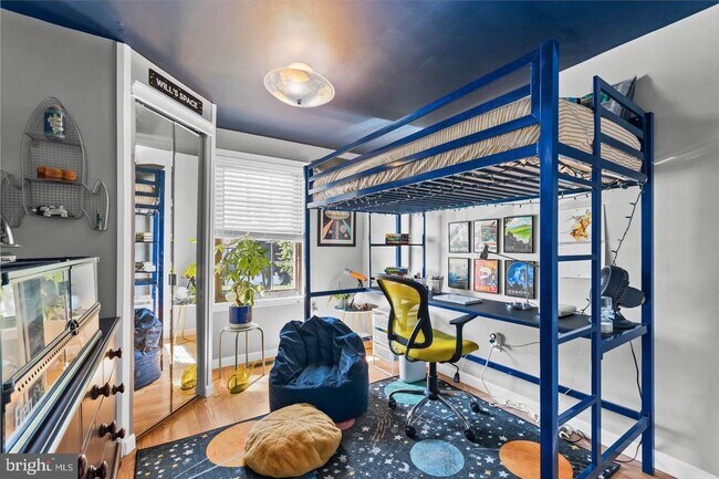 Building Photo - 1003 Mulberry Ct