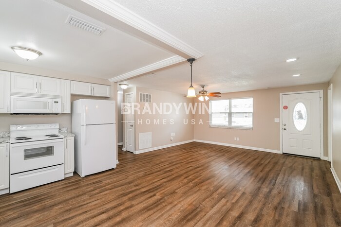 Building Photo - 8509 Portulaca Ave