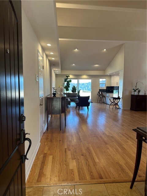 Building Photo - 3160 Kirkham Dr