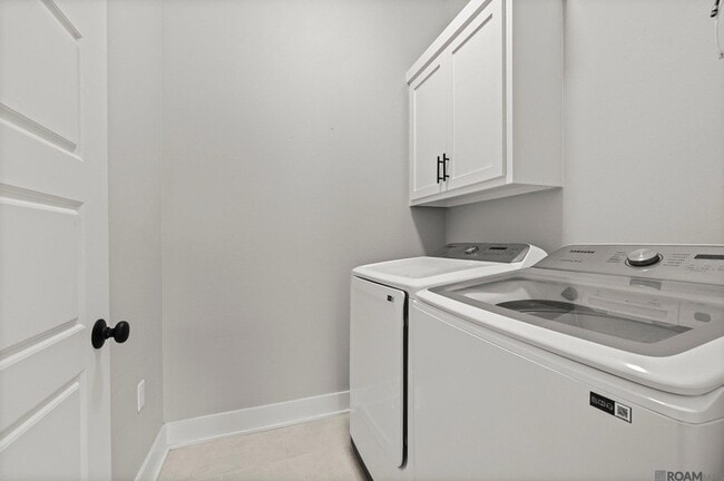 Building Photo - 306 St Thomas Ln