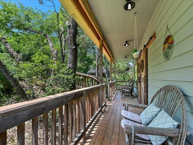 Building Photo - 7603 Bellflower Cove