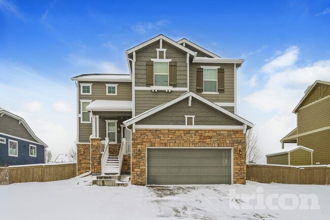 Building Photo - 305 Calhoun Cir