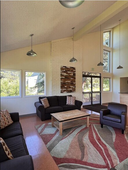 Community Center - 45 Benthaven Pl