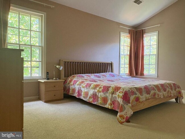 Building Photo - 1254 Lamplighter Way