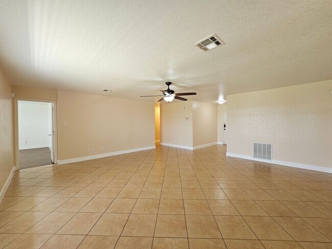 Building Photo - 5106 Holster Dr