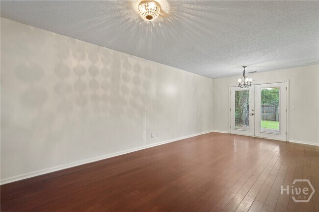 Building Photo - 156 Laurel Green Ct