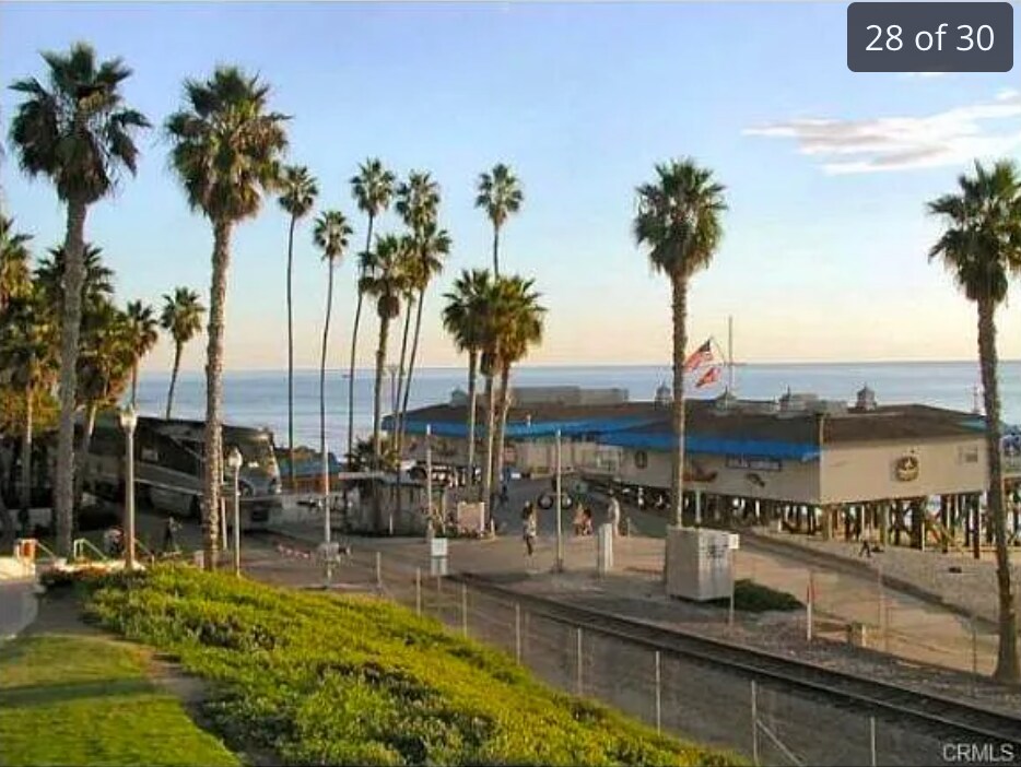 Building Photo - 23 Avenida Lobeiro