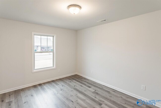 Building Photo - 276 Fenrose Dr