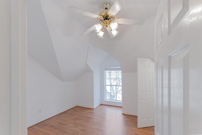 Building Photo - 3204 Canvasback St