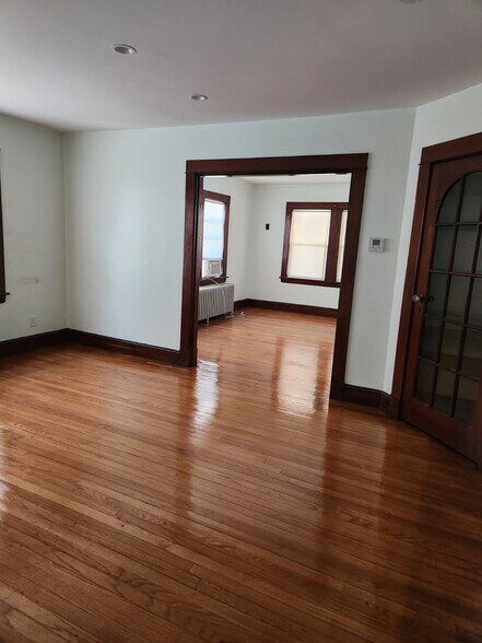 Building Photo - 29 Broad Street Pl