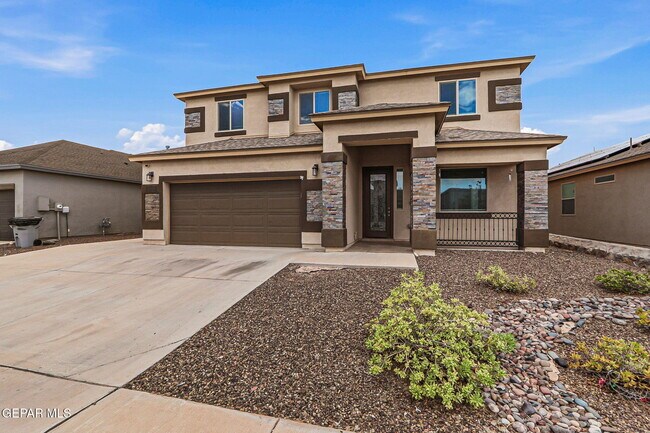 Building Photo - 14705 Tierra Escape Ave