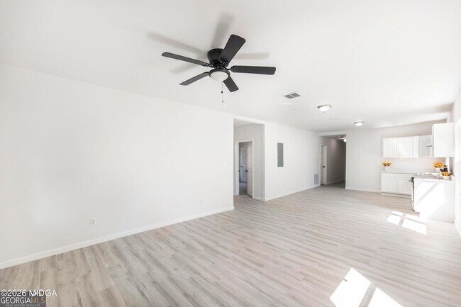 Building Photo - 1175 Hartley St