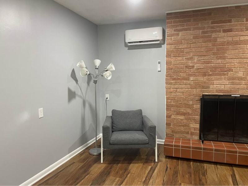 Building Photo - 4007 Aldington Dr