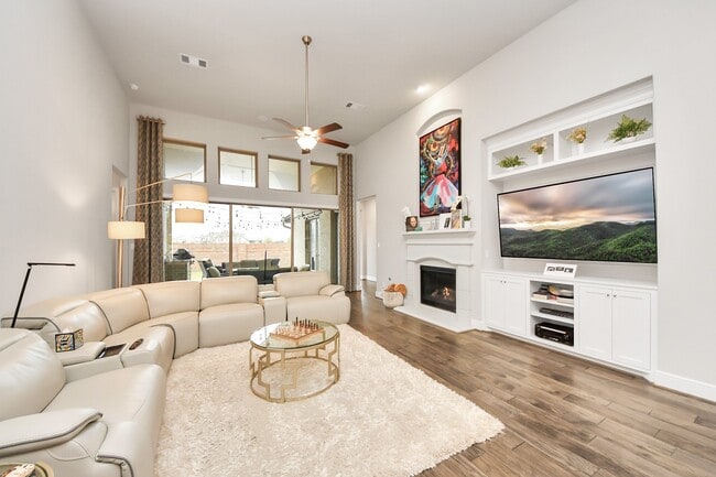 Building Photo - 23606 Verge Sims Dr