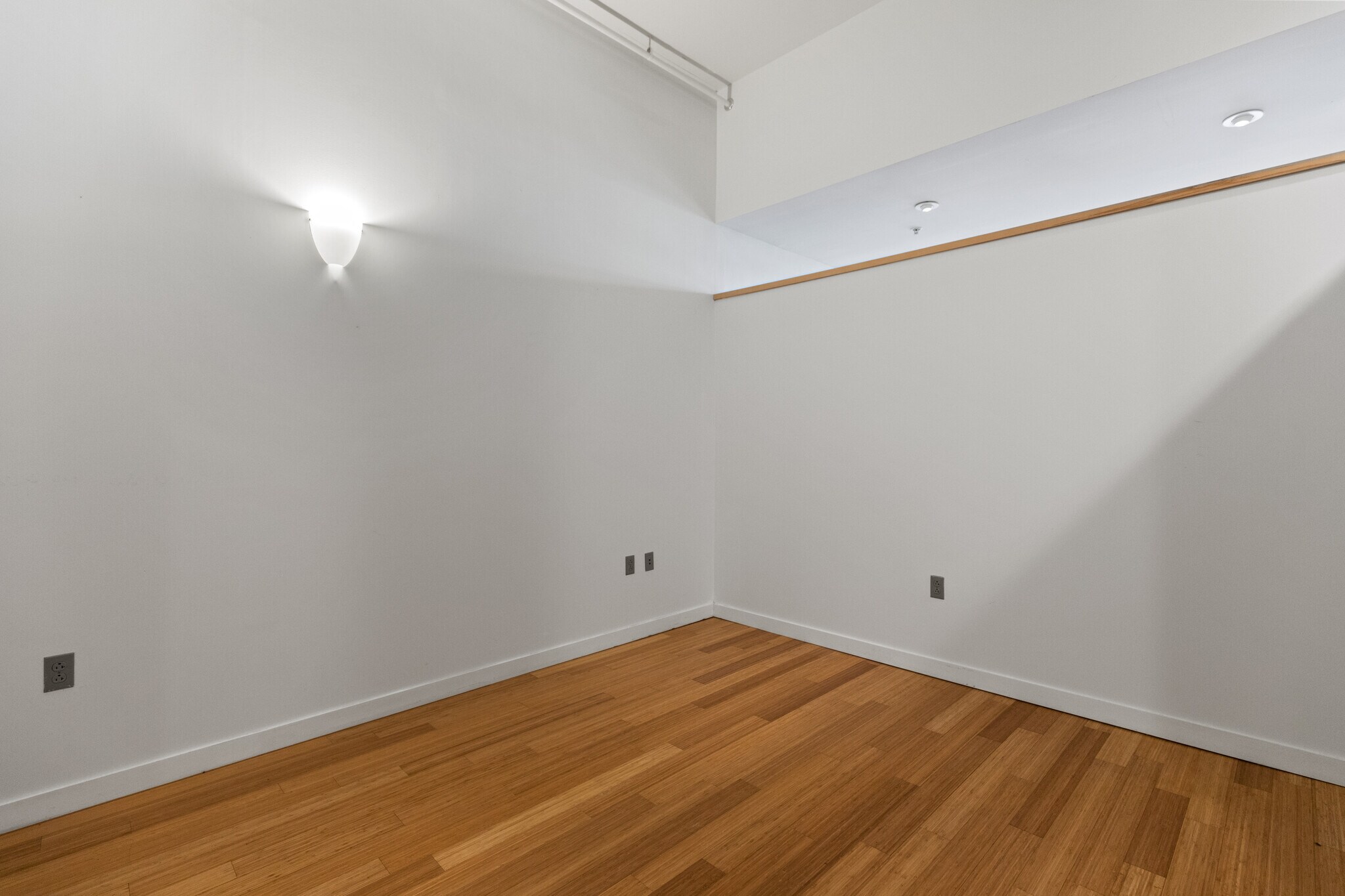 Primary Bedroom - 15 Brown St