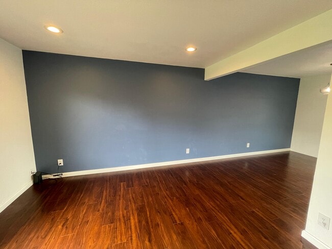 Building Photo - 34591 Bluestone Common