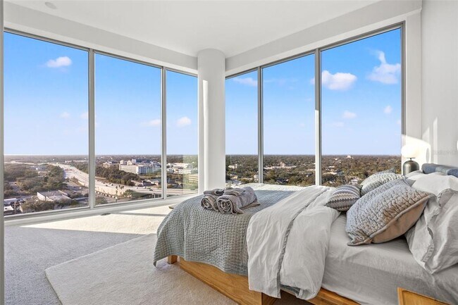 Building Photo - 777 3rd Ave N