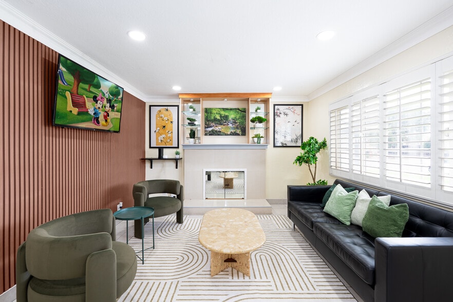 Building Photo - 12212 Buaro St