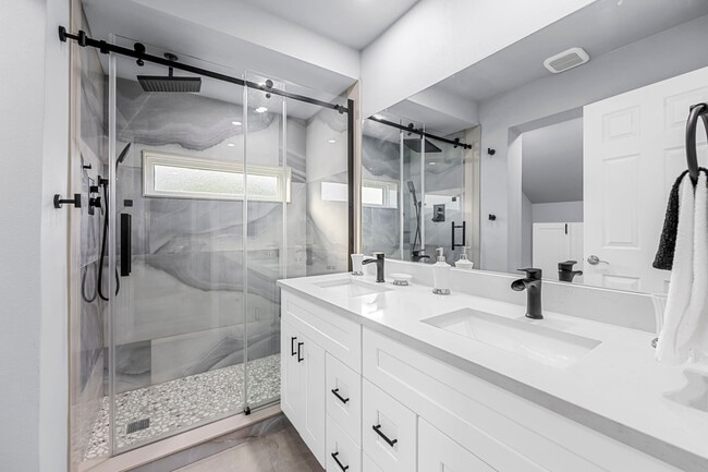 Building Photo - 6403 South Highway A1A-SI ID1044471P