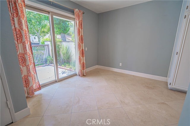 Building Photo - 25713 Vista Fairways Dr