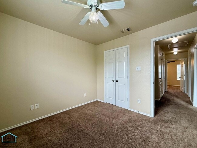 Building Photo - Beautiful Two Story Duplex Near Randolph AFB and FT SAM Houston!