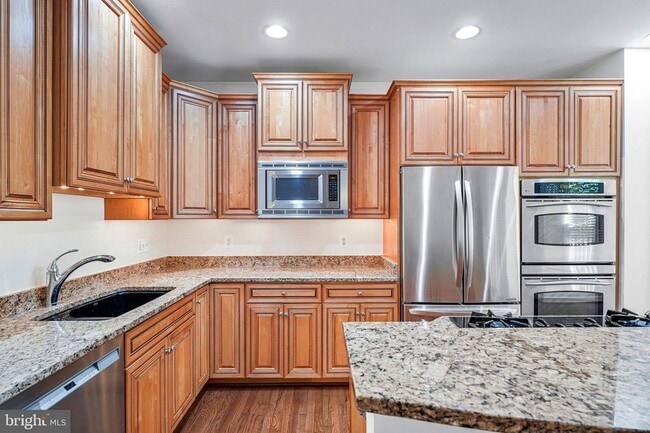 Building Photo - 7720 Spoleto Ln