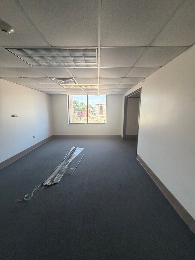 Building Photo - 1115 Columbus Ave