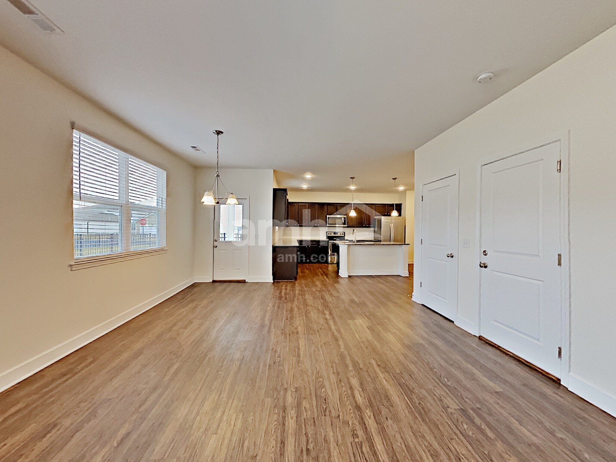 Building Photo - 5258 Lake Maxwell Dr