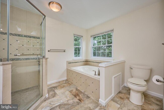 Building Photo - 8695 Ruby Rise Pl