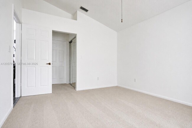 Building Photo - 14049 Skye Terrace
