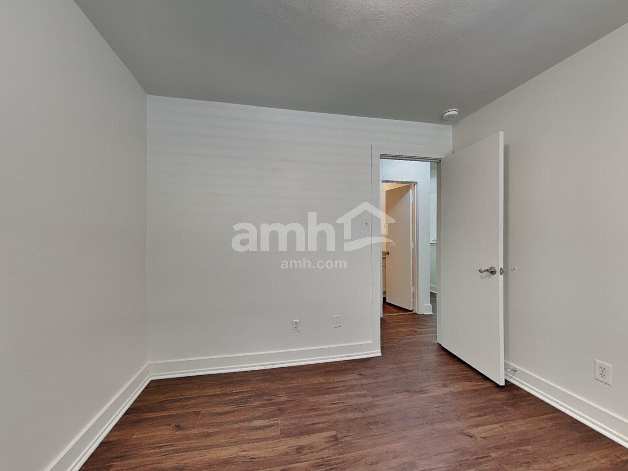 Building Photo - 26880 Haileys Mnr