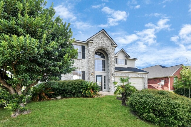 Building Photo - 17303 Quiet Grove Ln