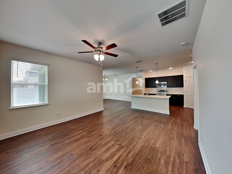 Building Photo - 2804 Ponds Trl