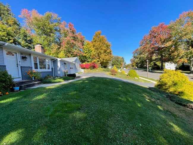 Building Photo - Beautiful 4 Bedroom House *w/ an In-Law* in Cheshire! Garage Parking, Central Air, & a Beautiful ...