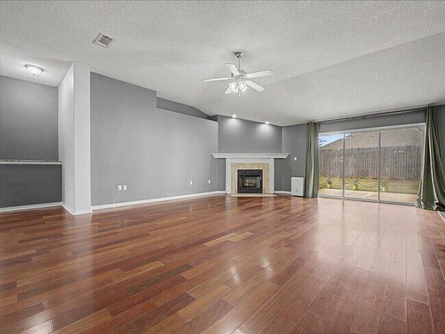 Building Photo - 3063 Border Creek Dr