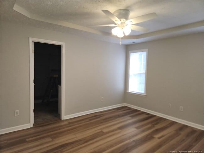 Building Photo - 2527 Cameron Woods Ln
