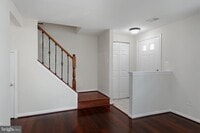 Building Photo - 6324 Lightburn Ct