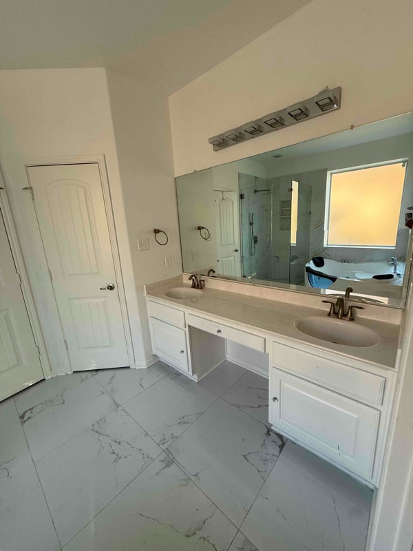 Building Photo - 4372 Barchetta Dr