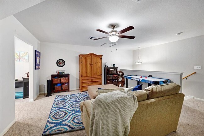 Building Photo - 15520 Bandon Dr