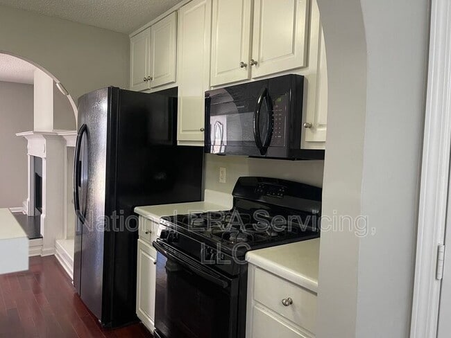 Building Photo - 703 Addy Cove