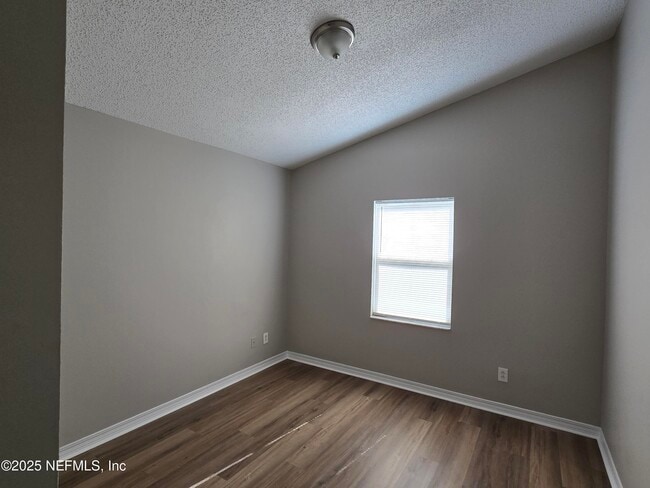 Building Photo - 744 Palm Hammock Cir