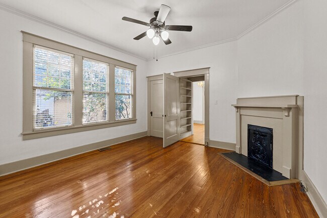 Building Photo - 108 4th St